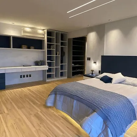 Santa Justa Bedrooms 리스본