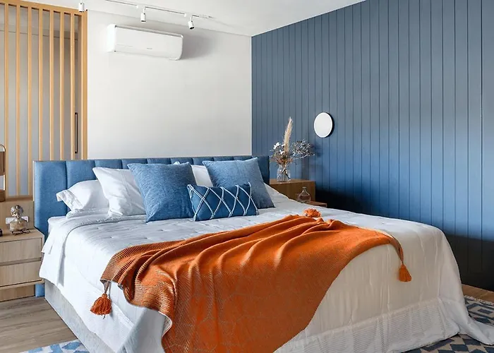 Проживание в семье Santa Justa Bedrooms *